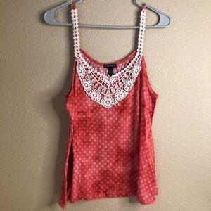 Fang coral and white tank top with crochet accents